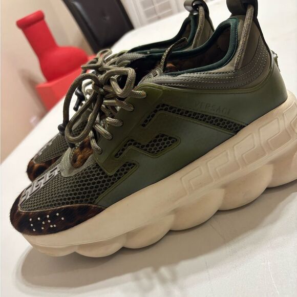 Versace Chain Reaction
Size: Men's / US 10 / EU 43 - Picture 11 of 12